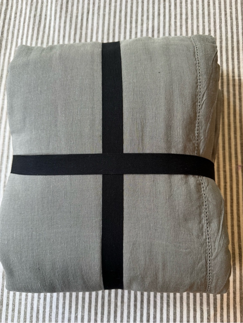 *Brand New* West Elm Light Gray Duvet Cover - Picture 2 of 7